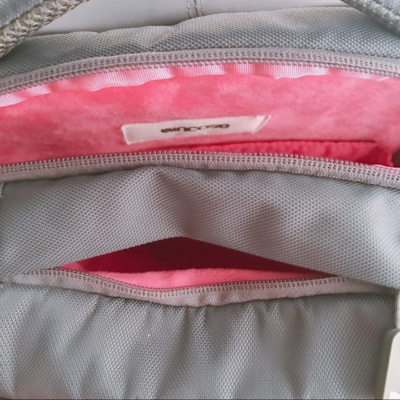 Incase Nylon Backpack - Picture 5 of 11